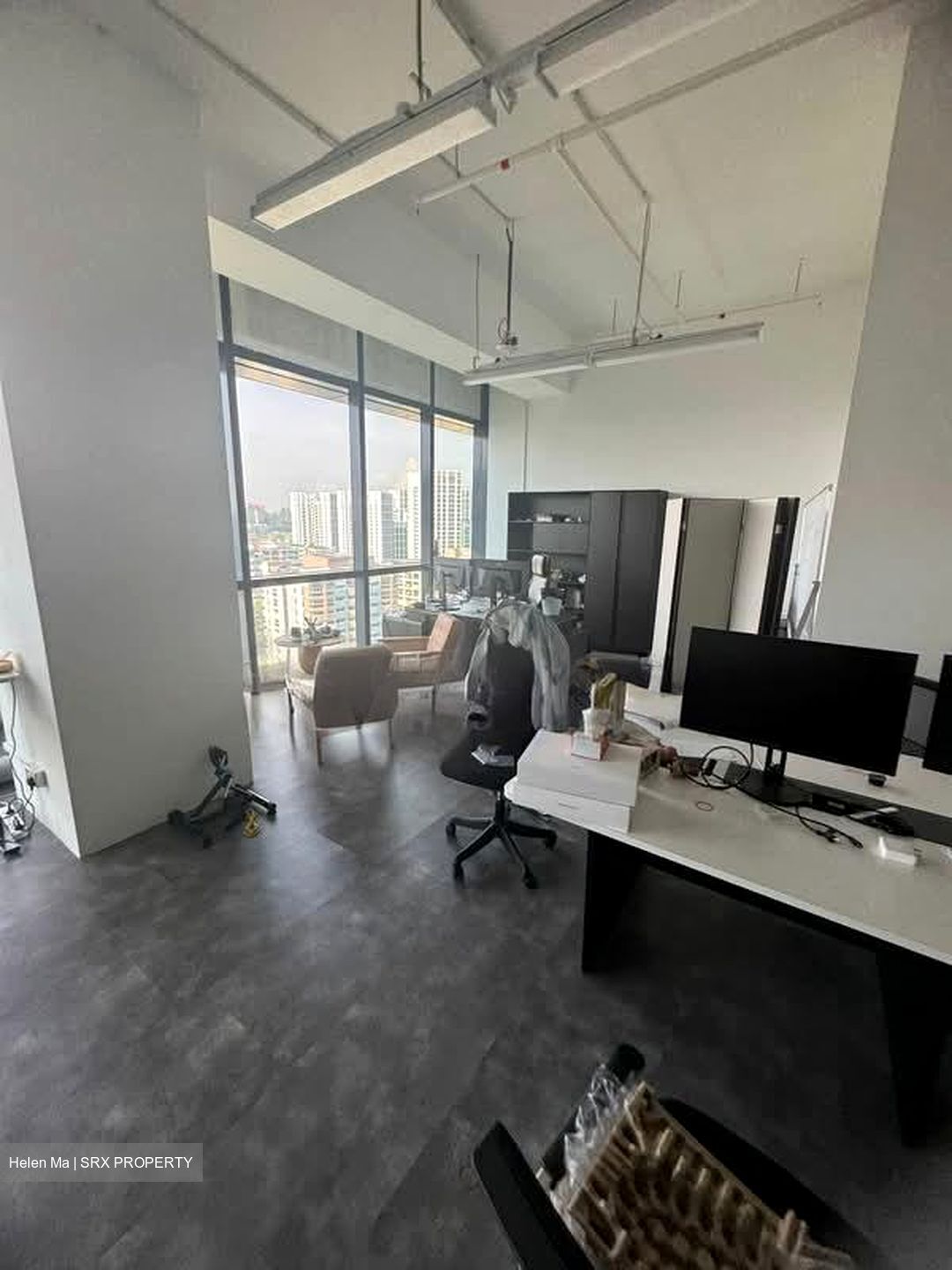 Woods Square (D25), Office #568711131